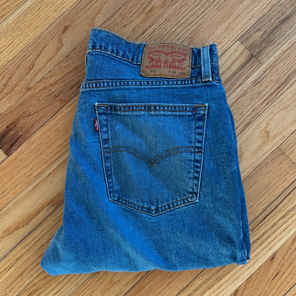 Levi's 541 Athletic Taper Fit Men's Jeans